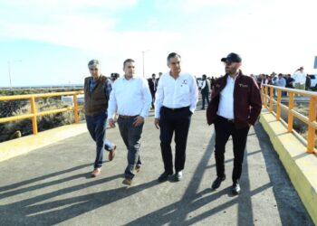 Dialoga Américo con representantes de la CILA y usuarios de la Presa Falcón