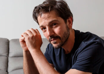 Diego Luna dirigirá adaptación de ‘Ceniza en la Boca’