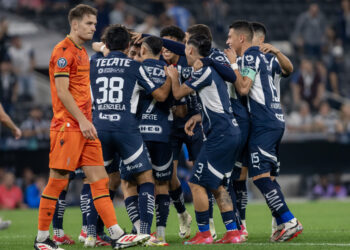 El Monterrey golea al Forge y avanza a octavos de finales